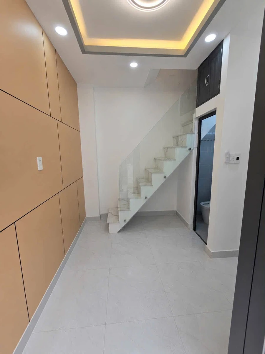 Bán nhà hẻm 3m Tôn Đản, Phường Vĩnh Hội, Quận 4, 10m2, 2PN, giá 2,15 tỷ - Ảnh thu nhỏ 4