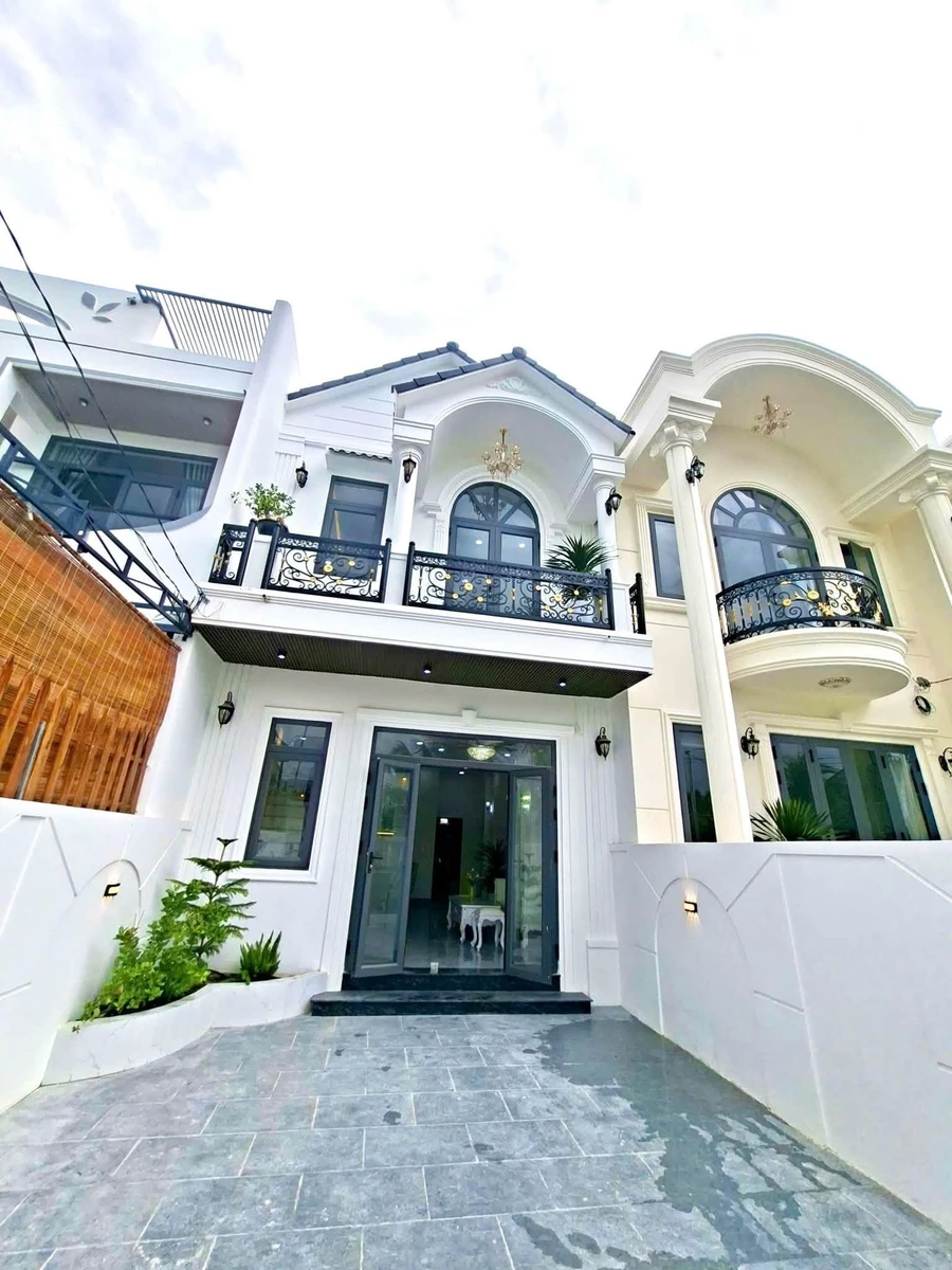 Bán nhà tân cổ điển mặt tiền đường Sáu Sào, 120m2, 3PN, giá 2,85 tỷ, Diên Điền, Khánh Hòa - Ảnh thu nhỏ 2