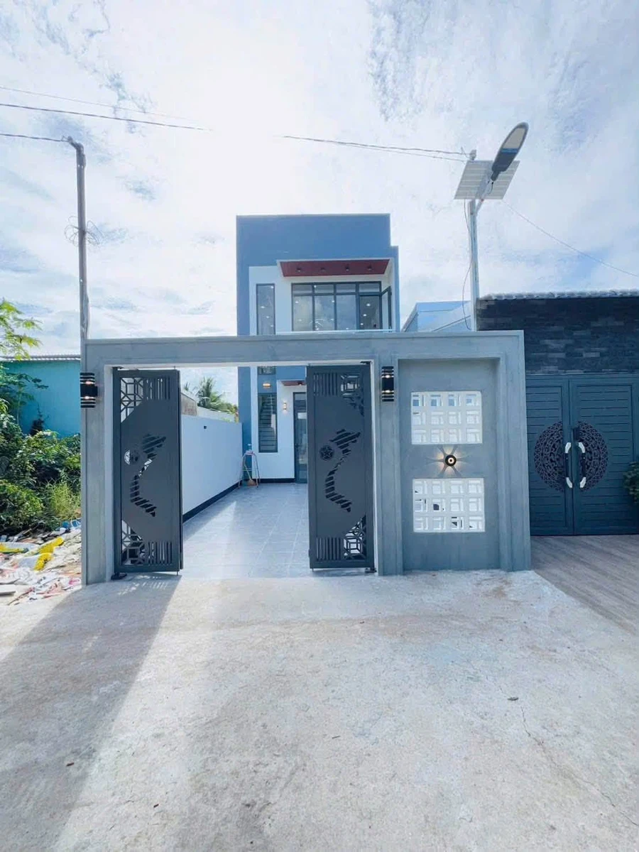 Bán nhà trệt lầu 3 phòng ngủ 163m² Trương Định Rạch Giá - Ảnh 1