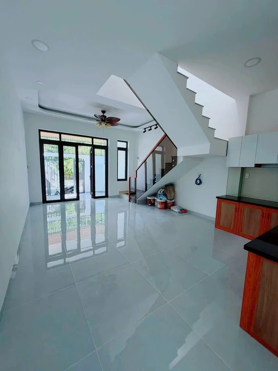 Bán nhà 2 tầng 124m2 mặt tiền Võ Dõng Vĩnh Trung, Nha Trang - Ảnh thu nhỏ 4