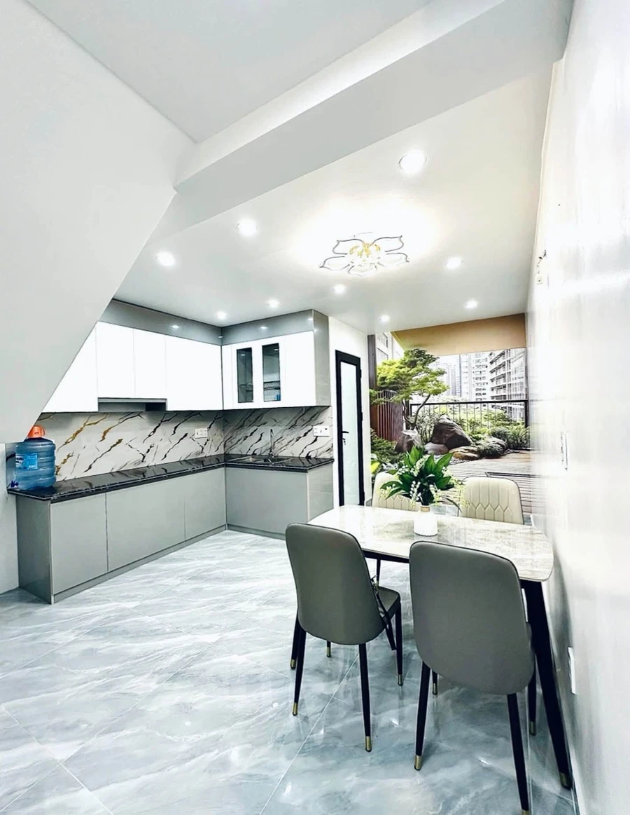 Bán nhà 70m² độc lập Trần Nguyên Hãn giá 3 tỷ - Ảnh thu nhỏ 3