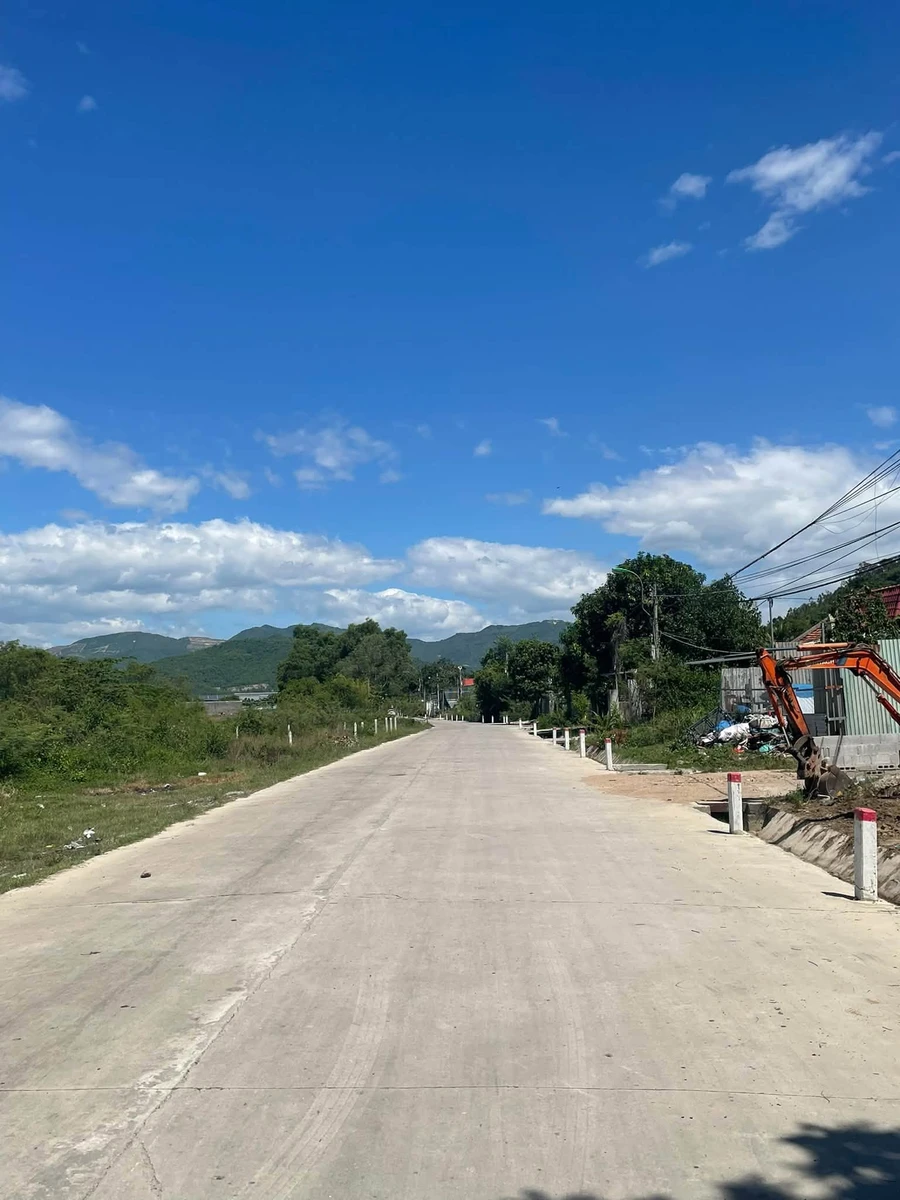 Bán lô góc 3 mặt tiền 81,9m2 Phước Hạ Nha Trang 1,65 tỷ - Ảnh 1
