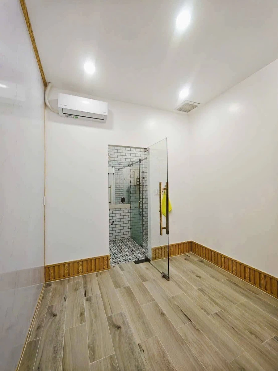 Bán nhà mặt tiền Nguyễn Trung Trực Rạch Giá, 96m² - Ảnh thu nhỏ 4