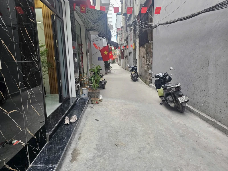 Bán nhà 3 tầng mới 42m² Quang Trung, Hải Dương