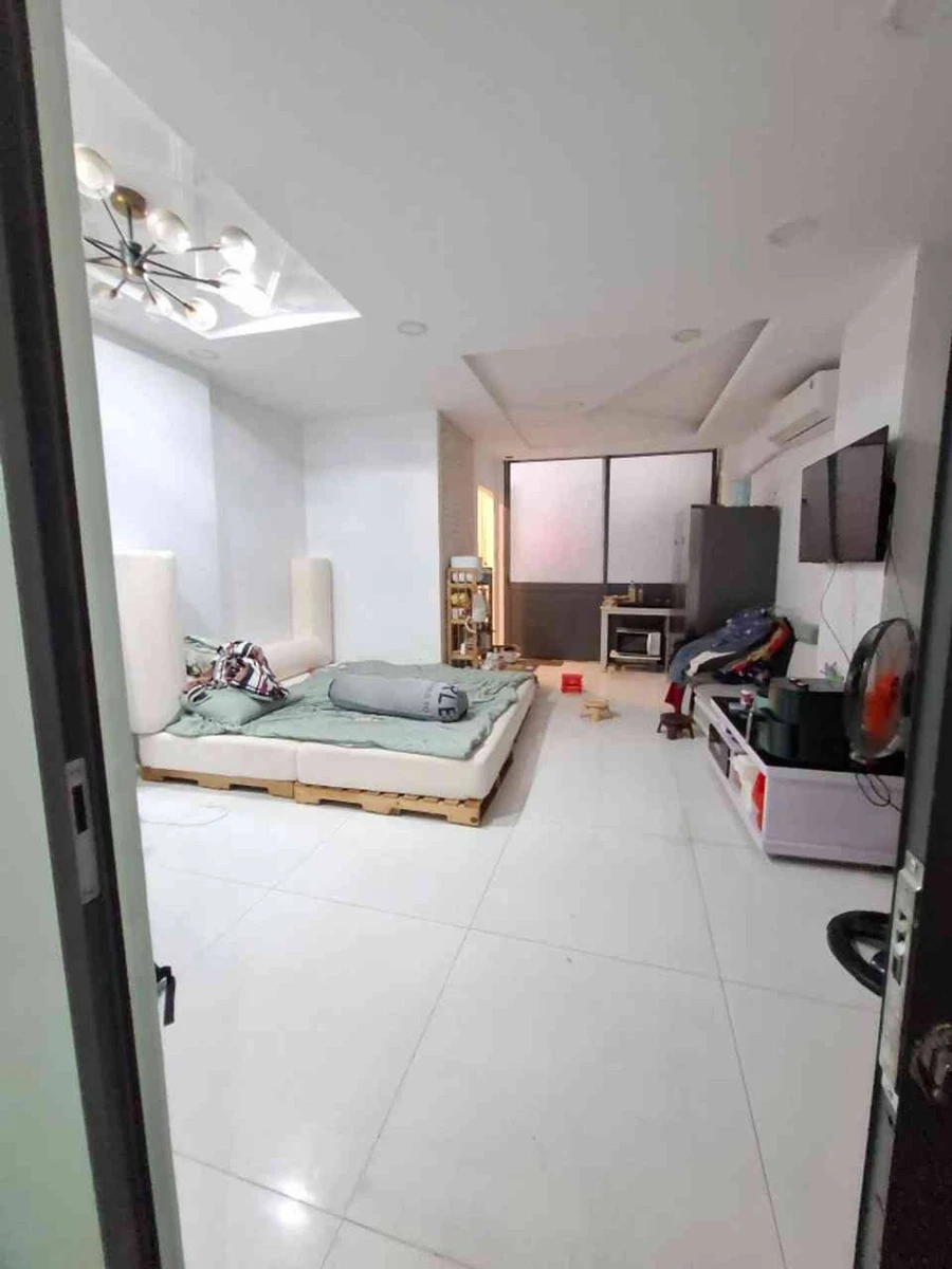 Bán nhà 5 tầng 71m² 7,6 tỷ gần công viên Gia Định - Ảnh thu nhỏ 3