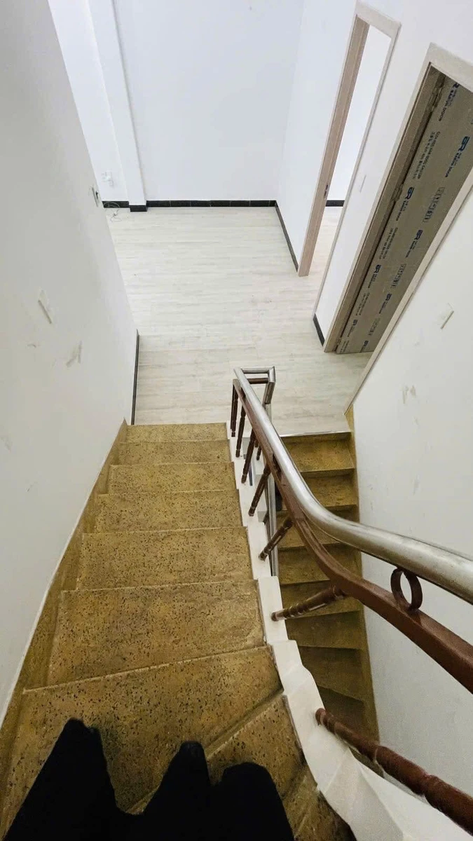Bán nhà 3 tầng 7PN 102m² Nguyễn Văn Lượng Gò Vấp 11 tỷ - Ảnh thu nhỏ 4