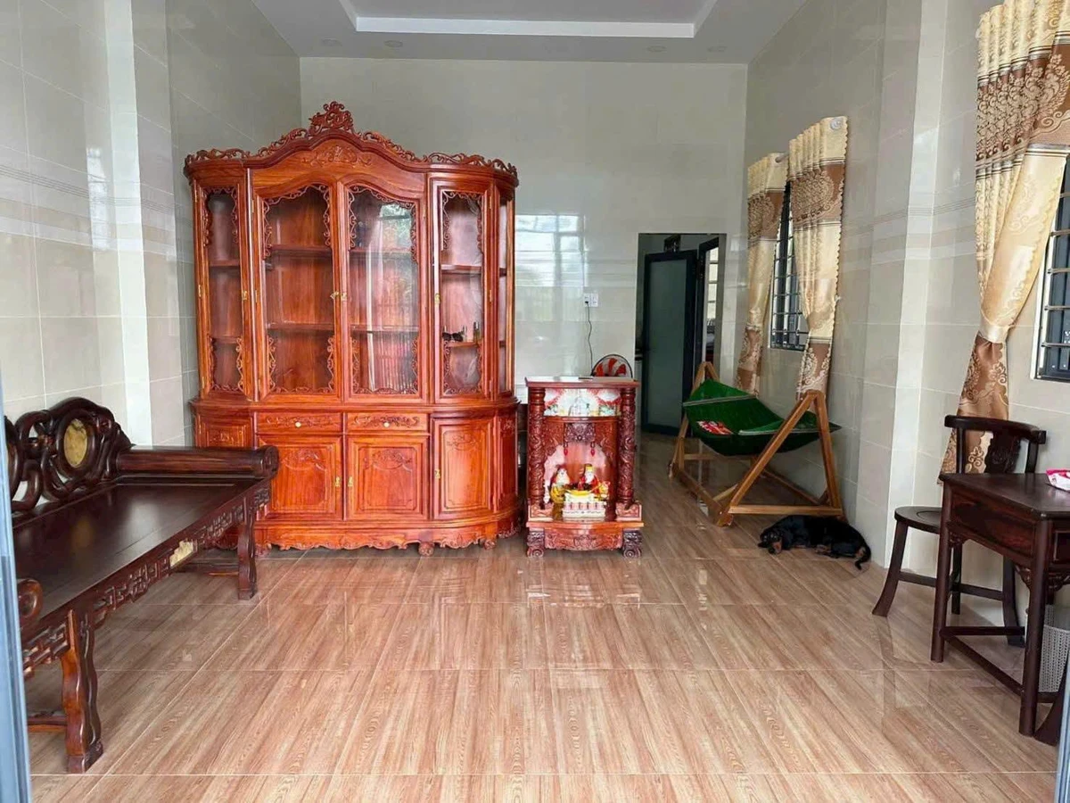 Bán nhà mặt tiền Nguyễn Thị Bảy, Tân An 72m² giá 2,5 tỷ - Ảnh thu nhỏ 4