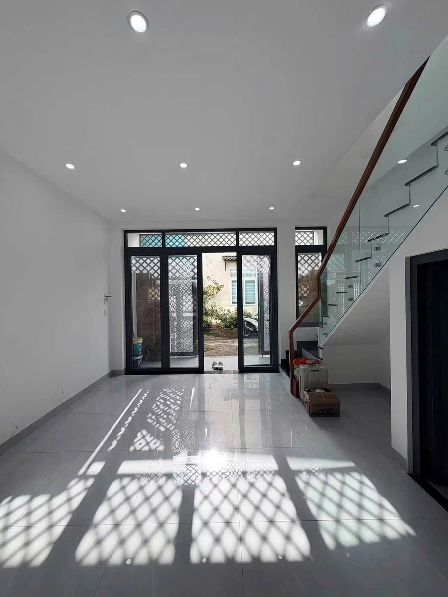Nhà phố 3 mê 170m² Đường Nam Quốc Cang – 2,749 tỷ - Ảnh thu nhỏ 4