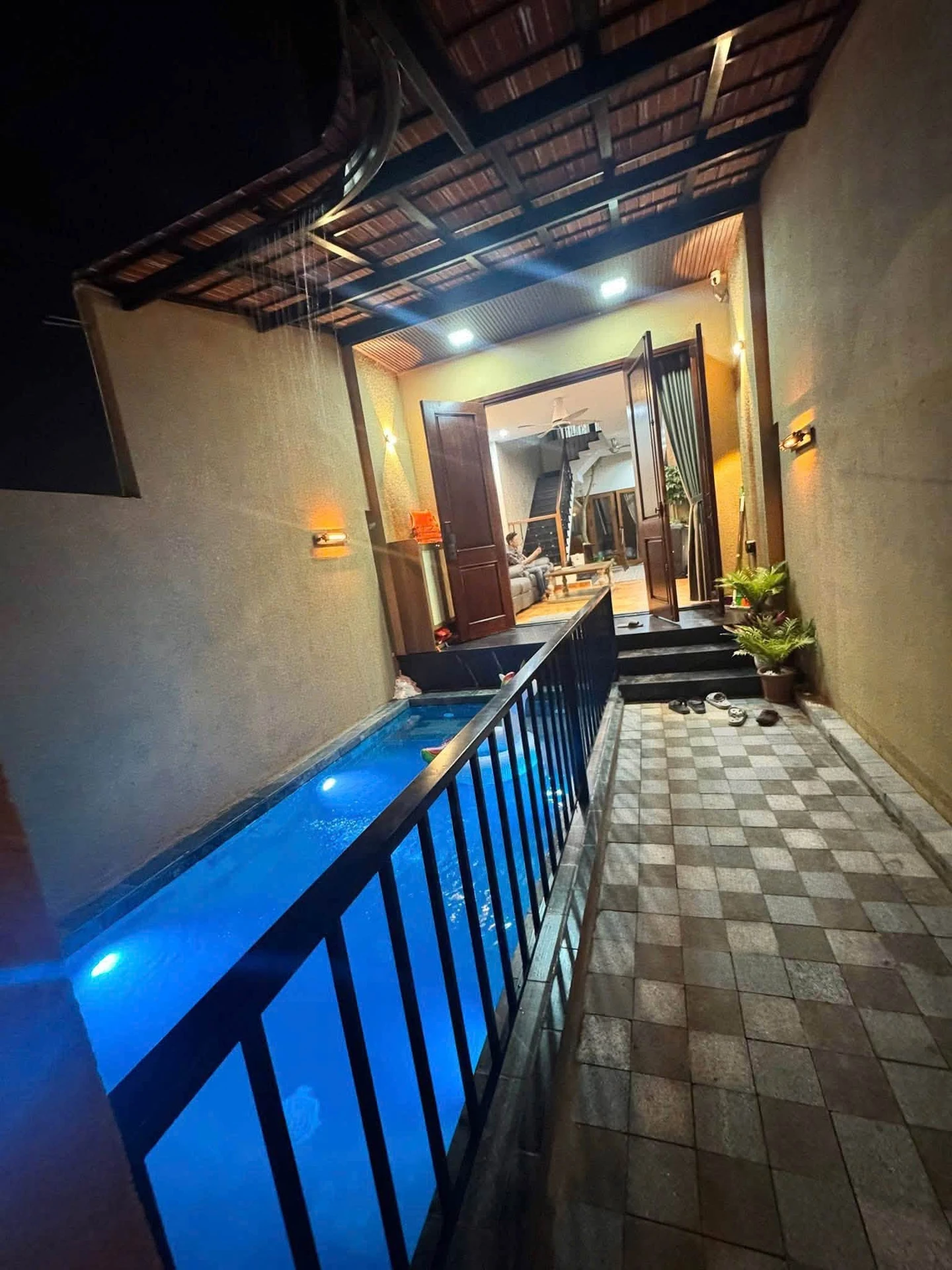 Nhà bán 2 tầng có hồ bơi 96m2 Thanh Thuỷ Huế 4 tỷ - Ảnh 1