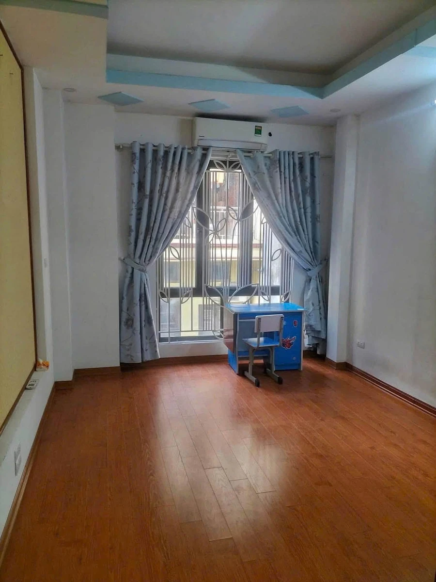 Cho thuê nhà mặt ngõ 40m² 5 tầng 4PN Trần Khát Chân 13 triệu - Ảnh thu nhỏ 4