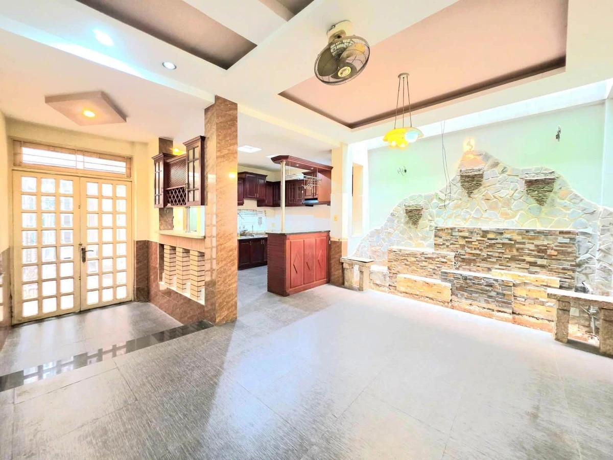 Bán nhà hẻm xe hơi 135m2, 3 tầng 5PN, Tân Bình, giá 20,1 tỷ - Ảnh thu nhỏ 4