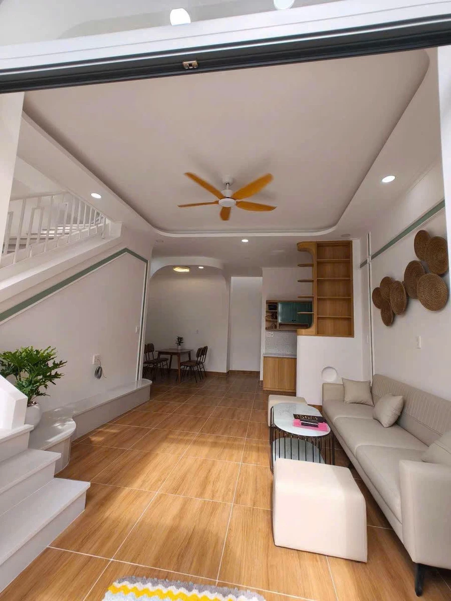 Nhà bán 1 trệt 1 lầu 50m2 Phú Tài Phan Thiết - Ảnh thu nhỏ 2