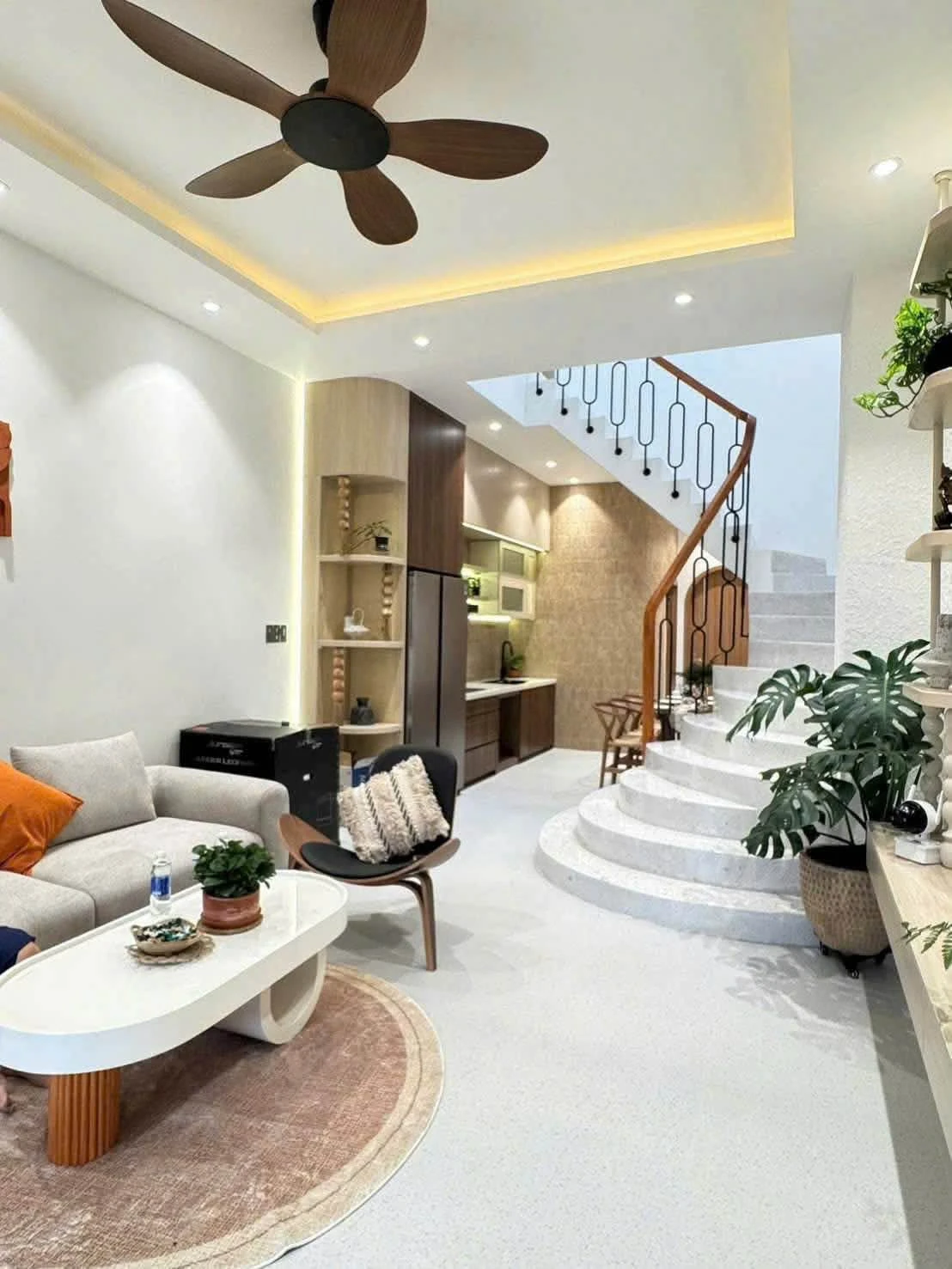 Bán nhà full nội thất 4x18,95m đường Trần Cừ, khu đô thị Trung Nguyên, Buôn Ma Thuột - Ảnh 1