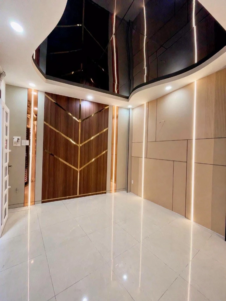Bán nhà 4 tầng hẻm 2m đường Tôn Đản, Phường Xóm Chiếu, Quận 4, 22,6m², 3PN, giá 4,05 tỷ - Ảnh thu nhỏ 2
