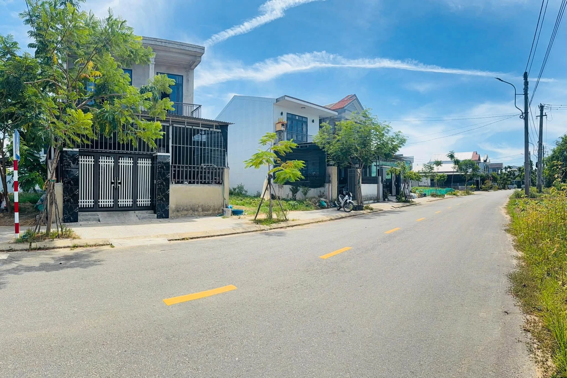 Bán nhà mặt tiền Nguyễn Cửu Vân view sông Huế 133,5m2 - Ảnh 1