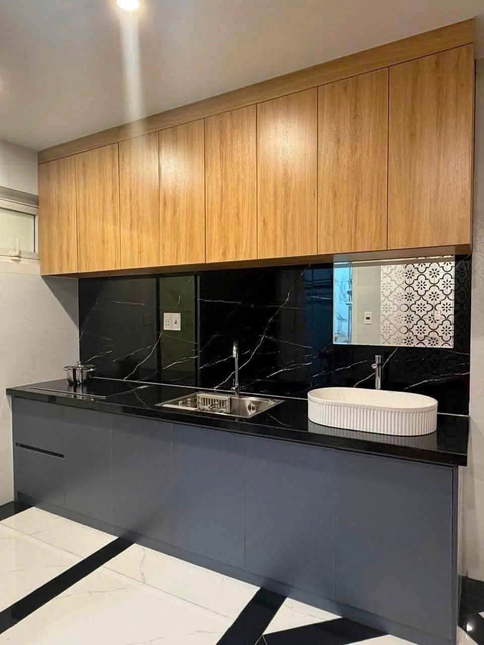 Bán tòa nhà 11 căn hộ mini 120m2 Đường Y Nhuê, Bình Tân - Ảnh 1