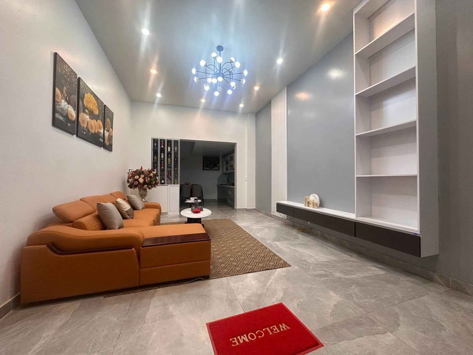 Bán nhà Tuyến 2 Hồ Sen 56m2 4 tầng, giá 4 tỷ - Ảnh 1