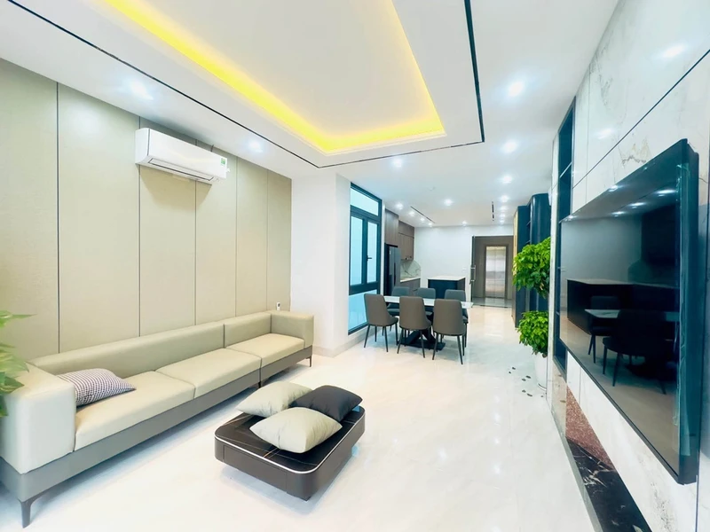 Bán nhà 8 tầng thang máy 65m² đường Trần Duy Hưng, Cầu Giấy