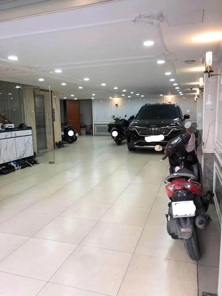 Bán biệt thự Thủ Đức 720m2 hầm 4 tầng hồ bơi thang máy gần Metro, giá 46 tỷ - Ảnh 1