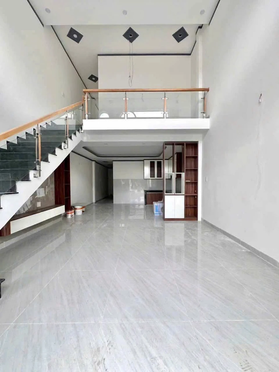 Bán nhà gác lửng 72m², 3 phòng ngủ tại Long Chiến - Ảnh thu nhỏ 2