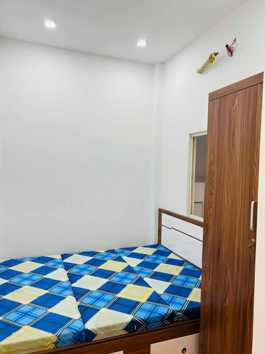 Bán nhà mặt tiền Xóm Chiếu 105m2 Quận 4 - Ảnh thu nhỏ 5
