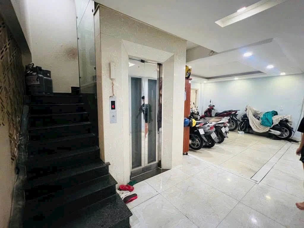 Bán nhà phố 5 tầng thang máy 10PN 120m2 Hoa Cau Phú Nhuận 14 tỷ - Ảnh thu nhỏ 2