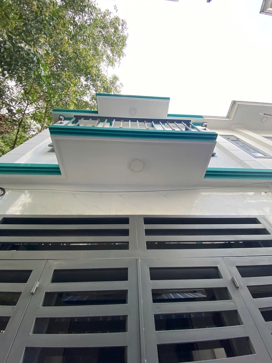 Bán nhà trệt lầu 2PN 50m2 gần UBND xã Mỹ Hạnh, giá 680 triệu - Ảnh 1