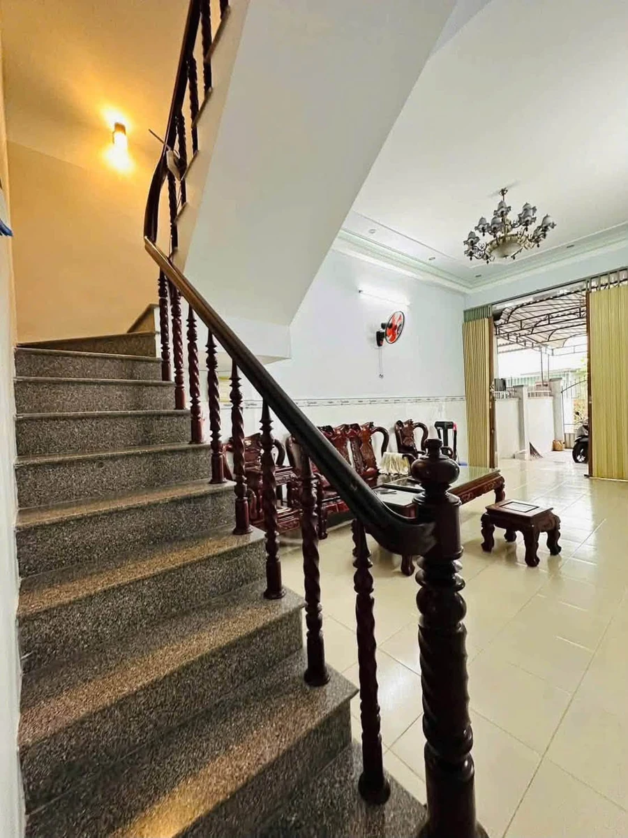 Cho thuê nhà 3 tầng 100m² Phước Long Nam Nha Trang - Ảnh thu nhỏ 3