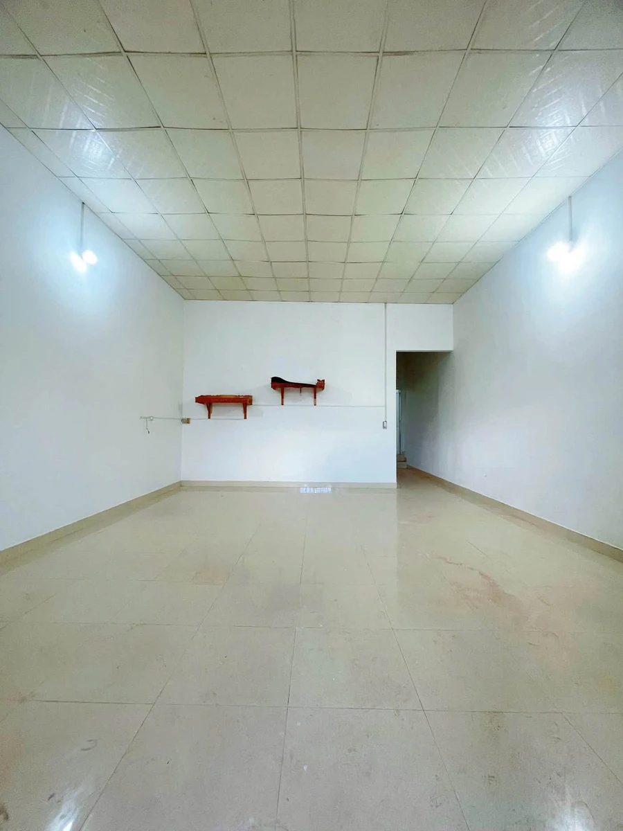 Bán nhà 150m² khu thu nhập thấp gần chợ Âu Cơ 990 triệu - Ảnh thu nhỏ 2