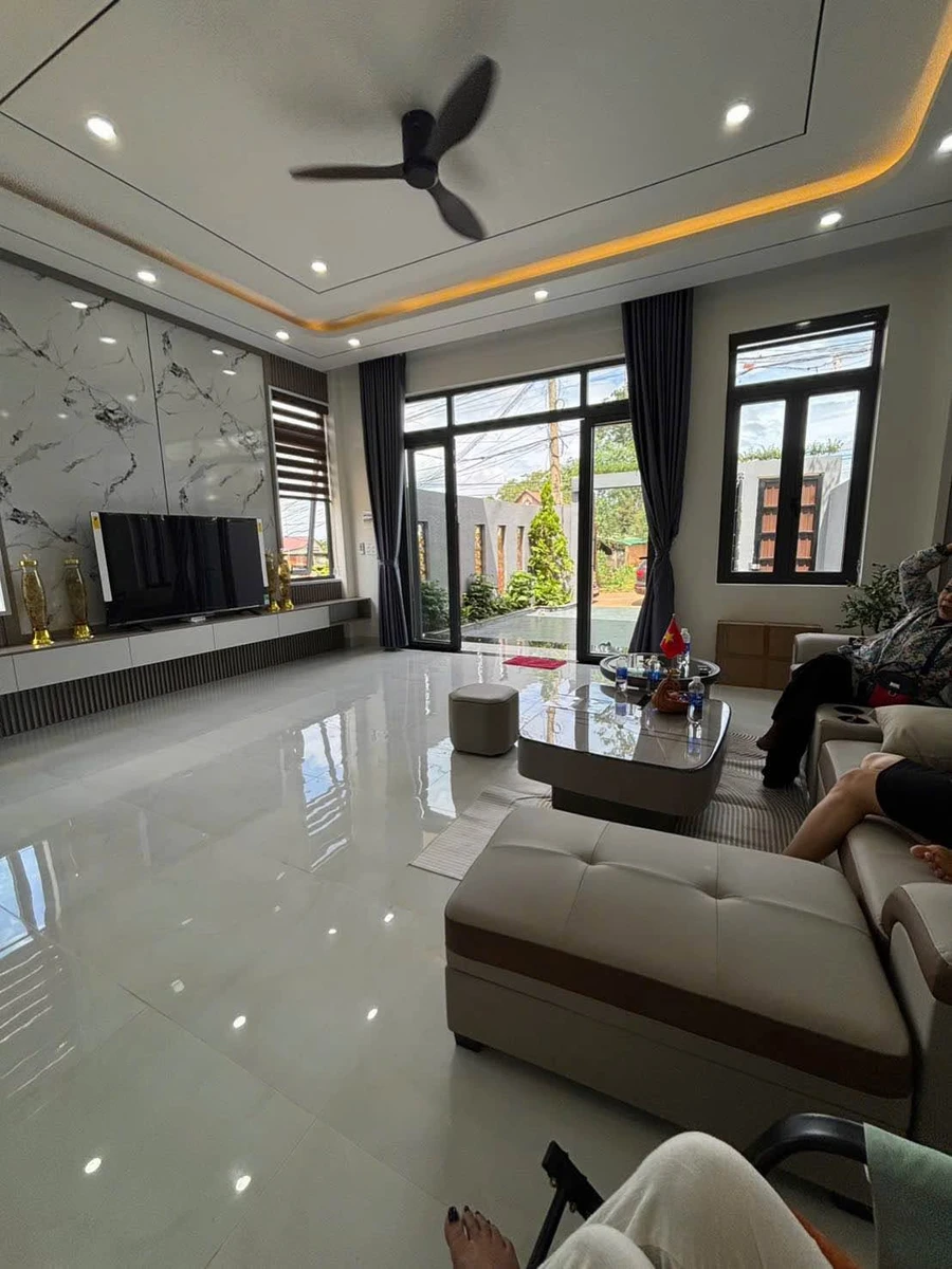 Bán nhà 2 mặt tiền 120m² Buôn Ma Thuột 4,2 tỷ - Ảnh 1