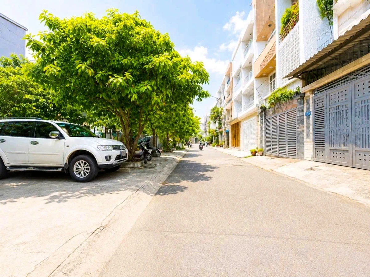 Bán lô đất góc 61m2 view công viên 8 tỷ Quận 12 - Ảnh thu nhỏ 3