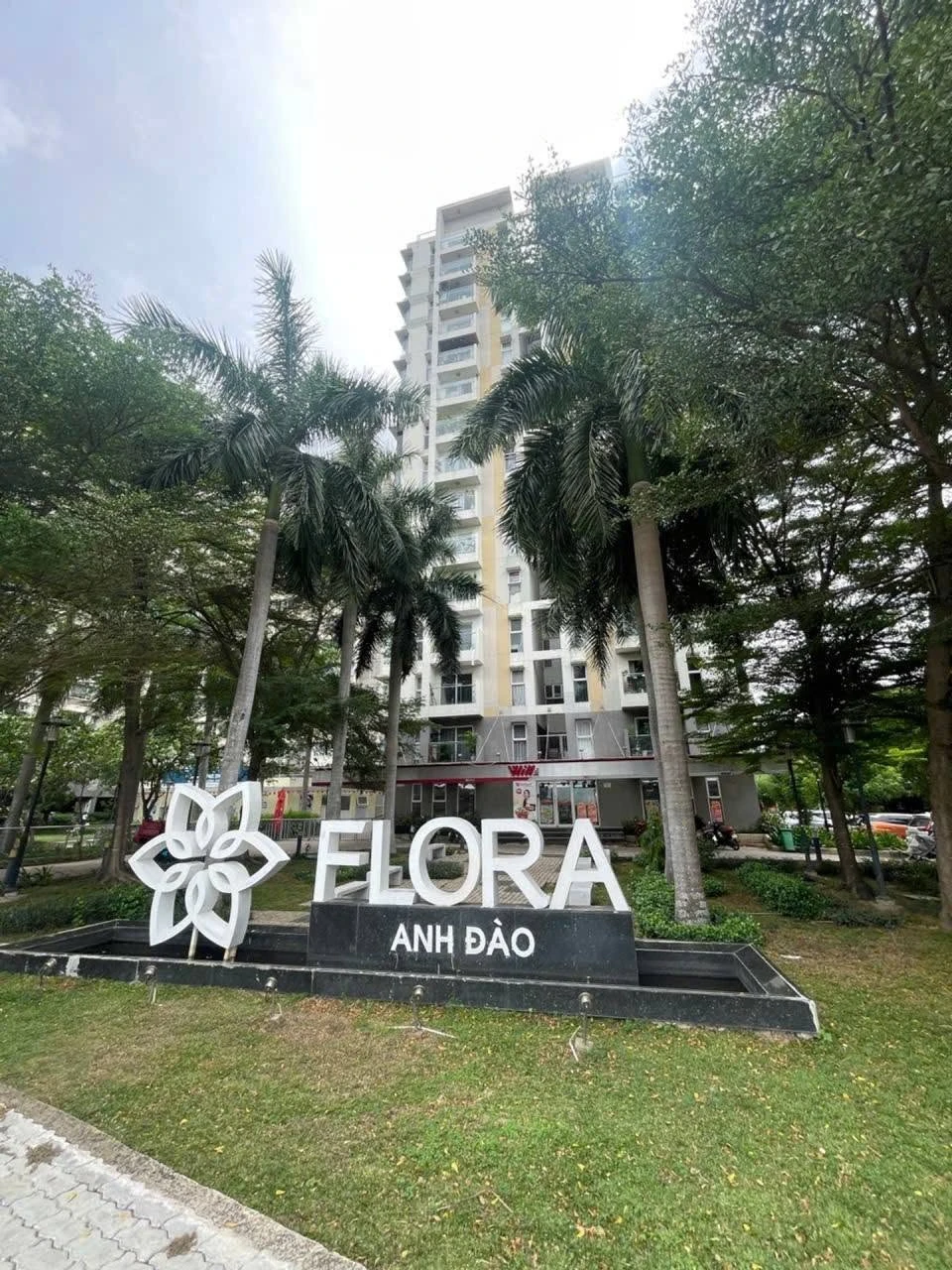 Bán căn hộ Flora Anh Đào 53m² mặt tiền Đỗ Xuân Hợp giá hơn 2 tỷ - Ảnh 1