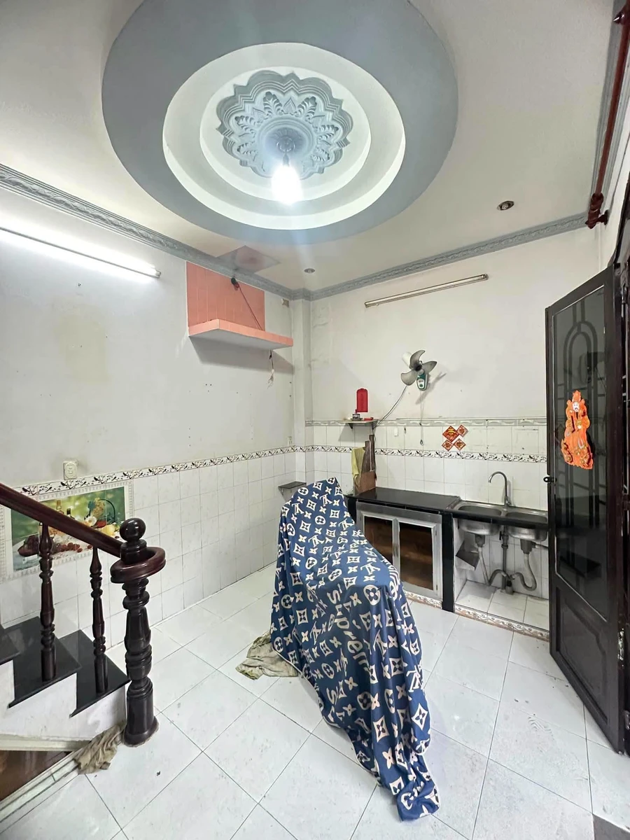 Bán nhà hẻm 3 phòng ngủ 32,9m² Quận 6, giá 2 tỷ 980 - Ảnh thu nhỏ 4
