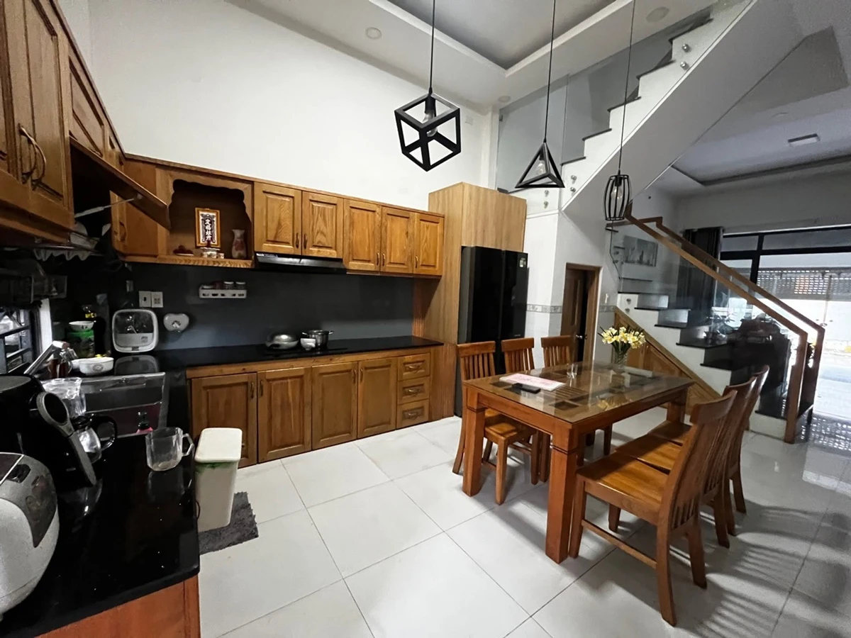 Bán nhà 3 tầng 4PN hẻm ô tô 65m² Đường Số 11, Cư xá Xi măng Hà Tiên, Thủ Đức - 8,2 tỷ - Ảnh thu nhỏ 2