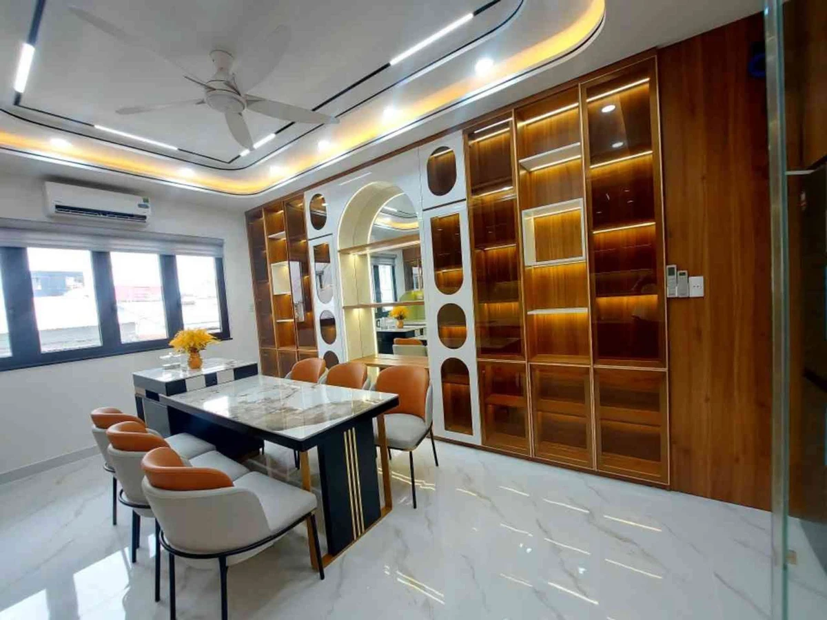 Bán nhà 3 phòng, 84m², 5 tầng sân thượng, full nội thất, Tân Bình - Ảnh thu nhỏ 2