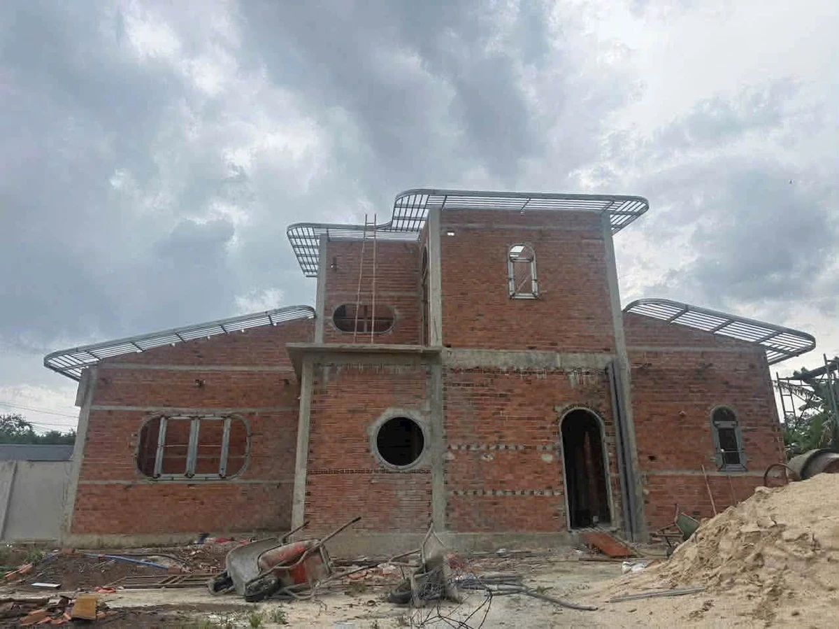 Bán nhà 2 tầng sân vườn Nhật 100m² Đồng Xoài 2,39 tỷ - Ảnh thu nhỏ 2