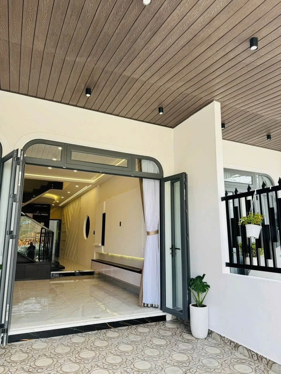 Bán nhà xây kiên cố Đà Lạt 150m2, 3PN, 2WC, 2 tỷ 750 triệu - Ảnh 1