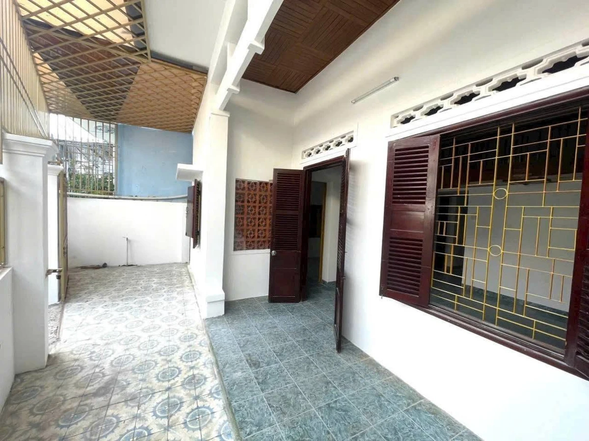 Bán nhà hẻm 422 Lê Hồng Phong, Phước Hải, Nha Trang, 80,5m², giá 3,6 tỷ - Ảnh thu nhỏ 2