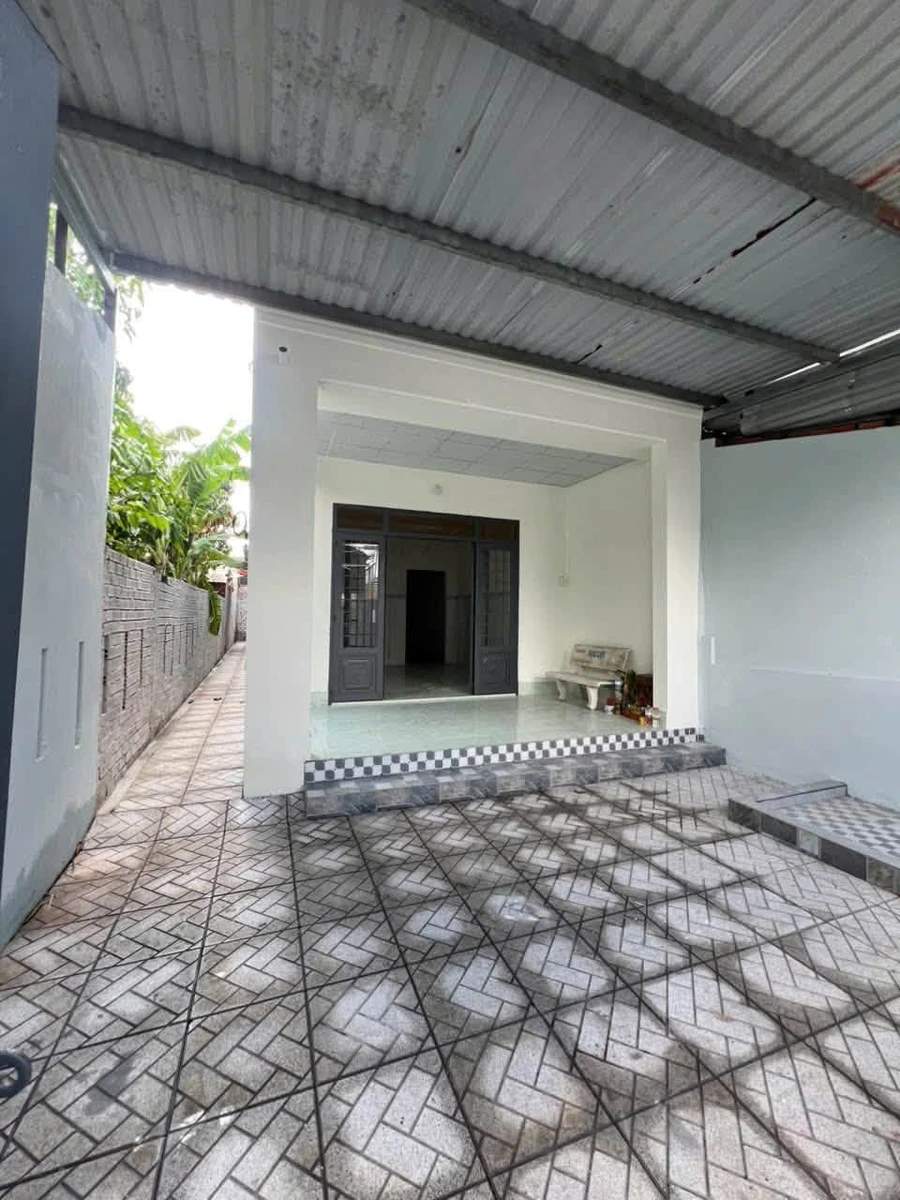 Bán nhà Phú Tân 126m², 3 phòng ngủ 1 tỷ 150 triệu - Ảnh thu nhỏ 2