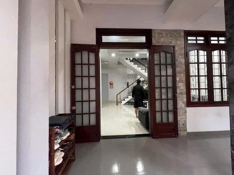 Bán nhà mặt tiền 160m2 4 phòng ngủ Ngô Quyền Huế 12,5 tỷ - Ảnh thu nhỏ 4