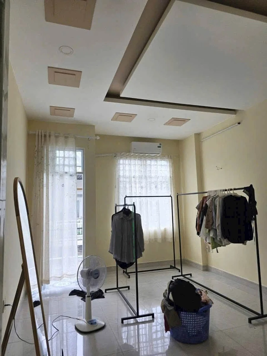 Bán nhà hẻm 133 Bình Thành 4x14m, 1 trệt 1 lầu, 2PN, giá 4,6 tỷ, Bình Hưng Hòa B, Bình Tân - Ảnh thu nhỏ 3