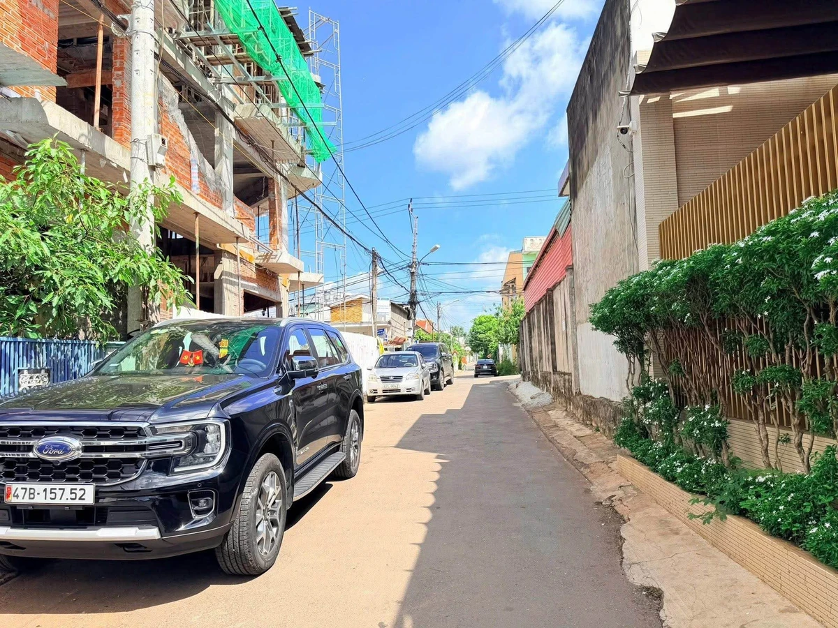 Bán biệt thự mini mặt tiền Nguyễn Lâm, Buôn Ma Thuột, 207.5 m², 8.7 tỷ - Ảnh 1