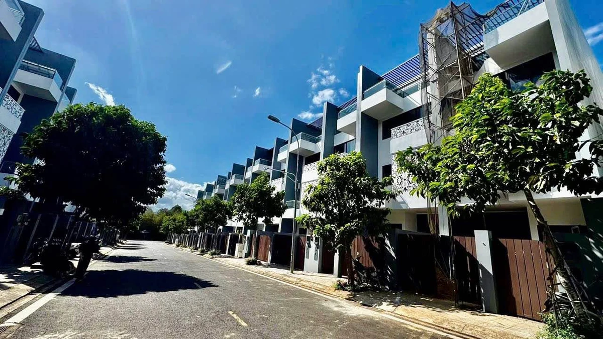 Bán nhà 4 tầng 125m² khu Tesla Buôn Ma Thuột - Ảnh thu nhỏ 3