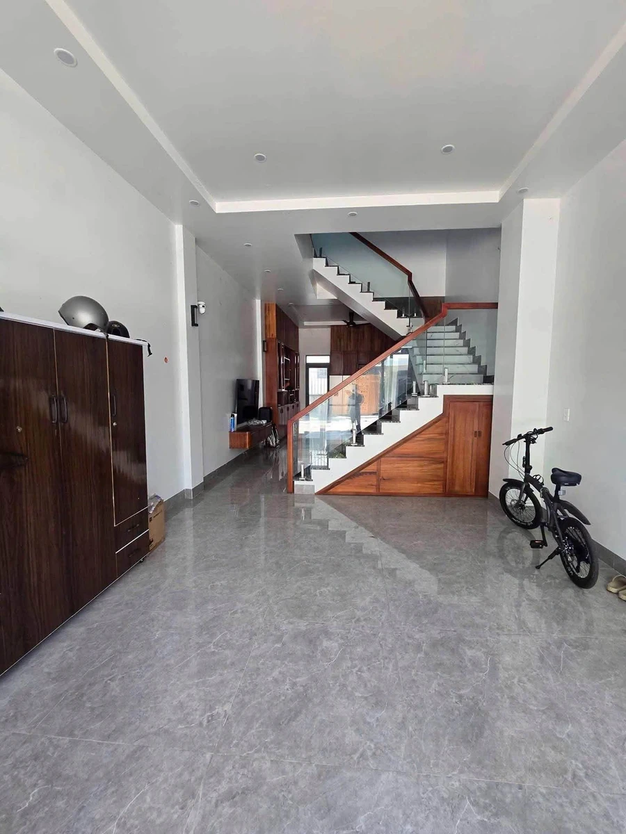 Cho thuê nhà 4 tầng 65m² full nội thất 15 triệu/tháng Quy Nhơn - Ảnh 1