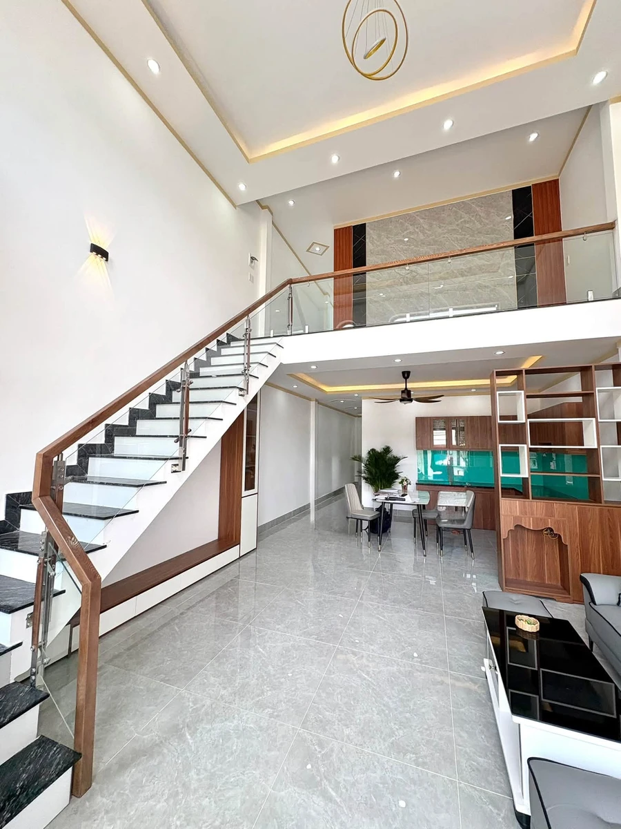 Bán nhà gác lửng 5x17m 3PN 2WC Hương Lộ 6, giá hơn 1 tỷ - Ảnh thu nhỏ 2