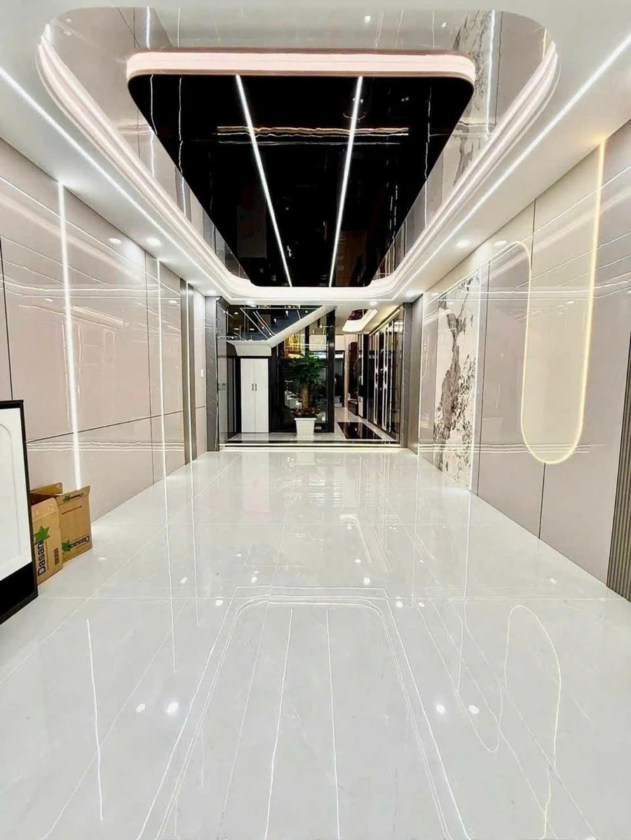Bán nhà mặt tiền kinh doanh Thạnh Xuân 22, thang máy, 112m2, 8,95 tỷ, Quận 12 - Ảnh thu nhỏ 2