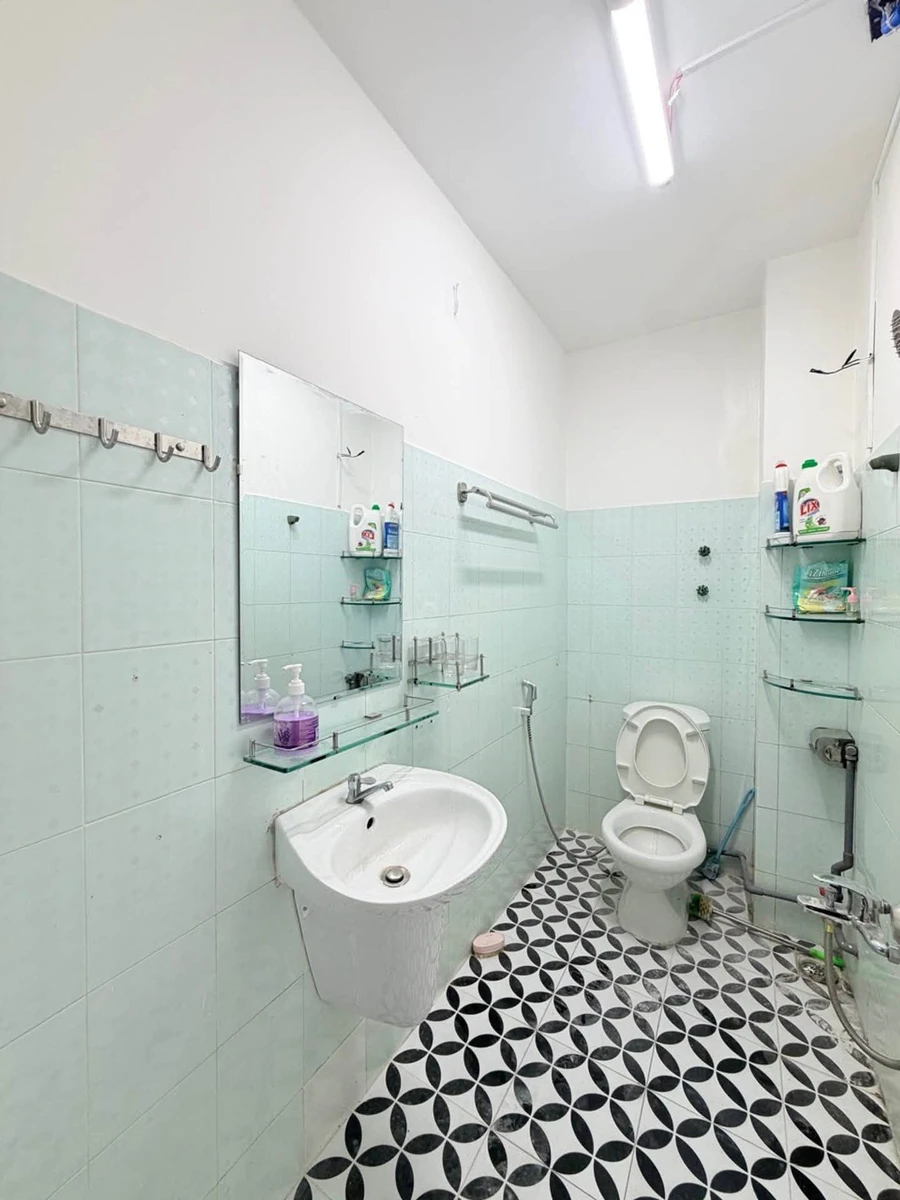 Bán nhà 6 tầng 200m2, 6 phòng ngủ tại Tân Bình, giá 6 tỷ - Ảnh thu nhỏ 4