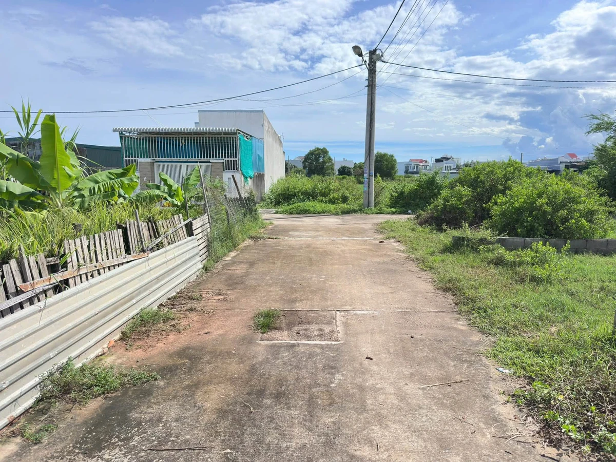 Bán nhanh lô đất thổ cư 100m2 Phong Nẫm, Phan Thiết giá 1,38 tỷ - Ảnh 1