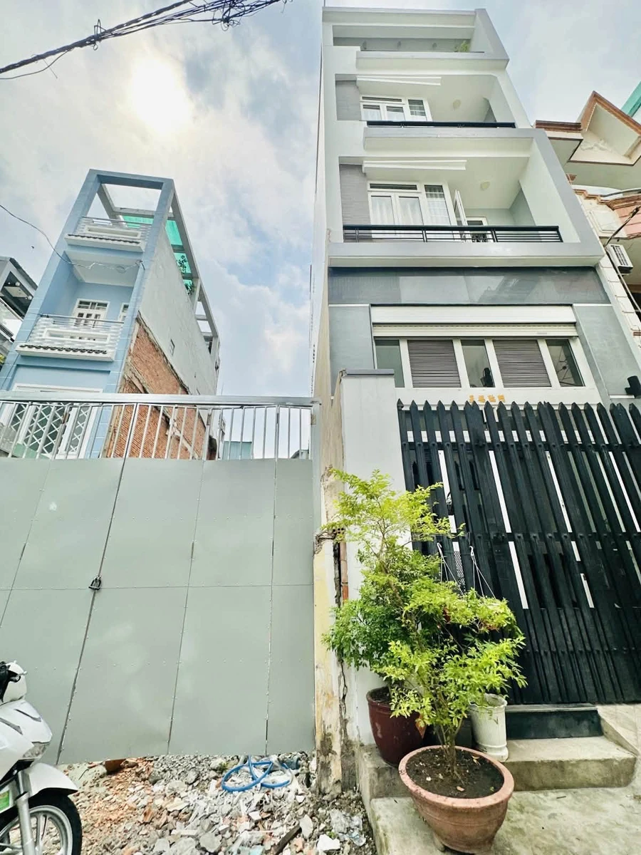 Bán đất trống gần 100m2 hẻm xe hơi ngay vòng xoay Lê Đại Hành, Bình Thới, Quận 11 - Ảnh thu nhỏ 2
