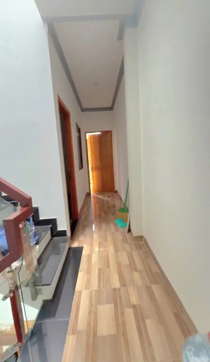 Bán nhà 1 trệt 1 lầu 60m2 gần chợ Phú Phong, Thuận An 3.4 tỷ - Ảnh thu nhỏ 4